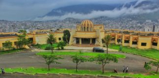 افتتاح منتجع إب السياحي بشكـل مؤقت ومجانـي خلال أيام عيد الأضحى، ومن ثم سيتم إغلاقه بهدف استكمال ترميمه وتأهيله