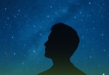 الأحلام… في الأعلى مايدعونا للتأمل..