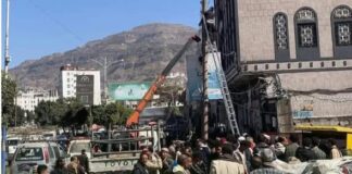 وفاة وإصابة 11 طالبا وطالبة وسيدة بحادث مروري مروع وسط مدينة إب